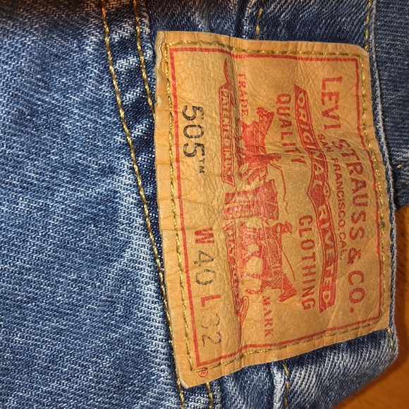 Men’s Levi Jeans - Straight fit - Picture 3 of 4